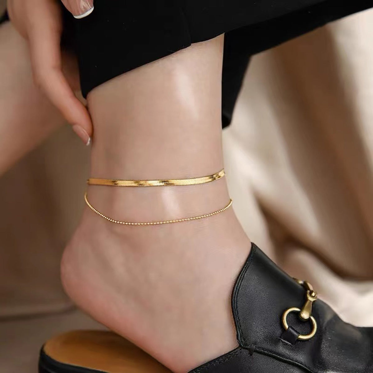 Frida – Goldfarbene Fußkette